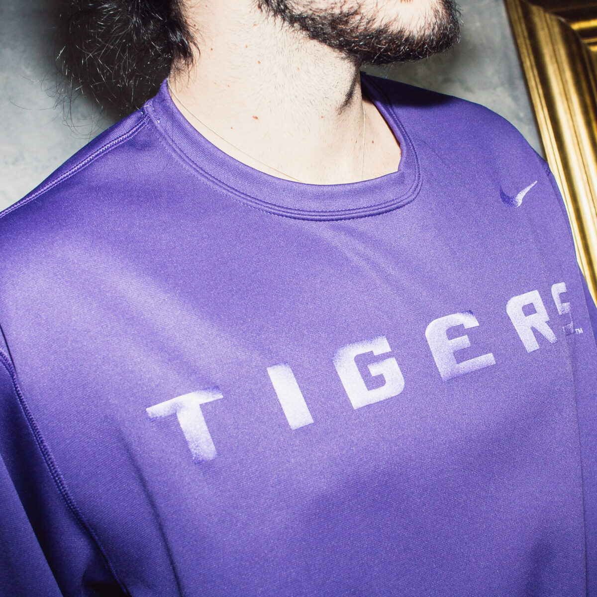 Nike Therma Fit LSU Tigers College Sweatshirt vorrätig
